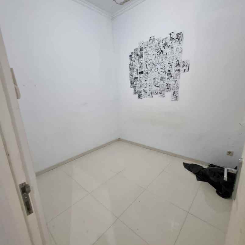 dijual rumah rumah wisata semanggi
