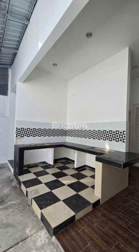dijual rumah rungkut