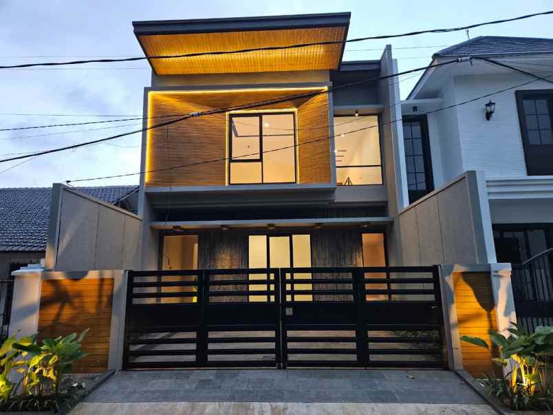 dijual rumah rungkut asri