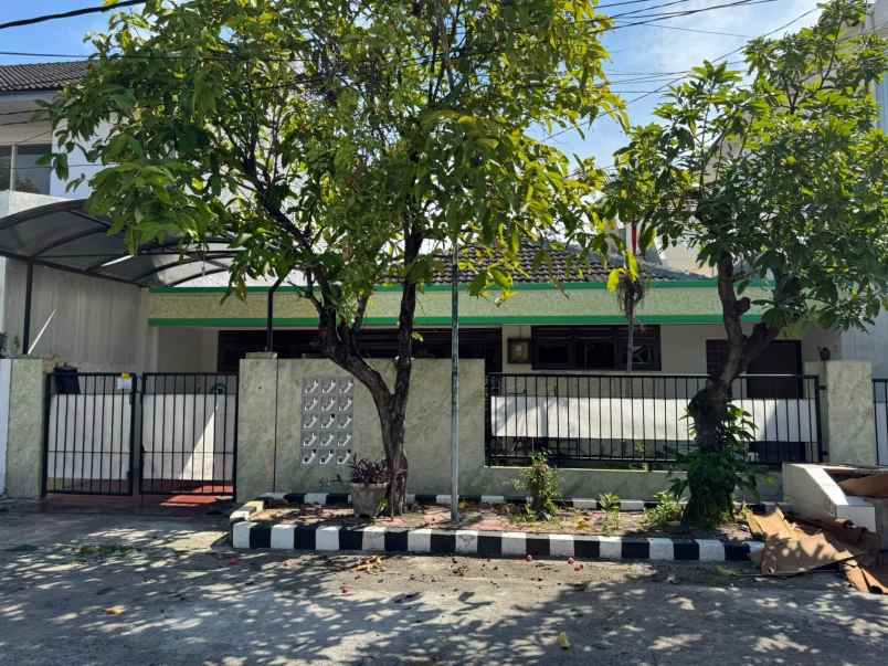 dijual rumah rungkut menanggal