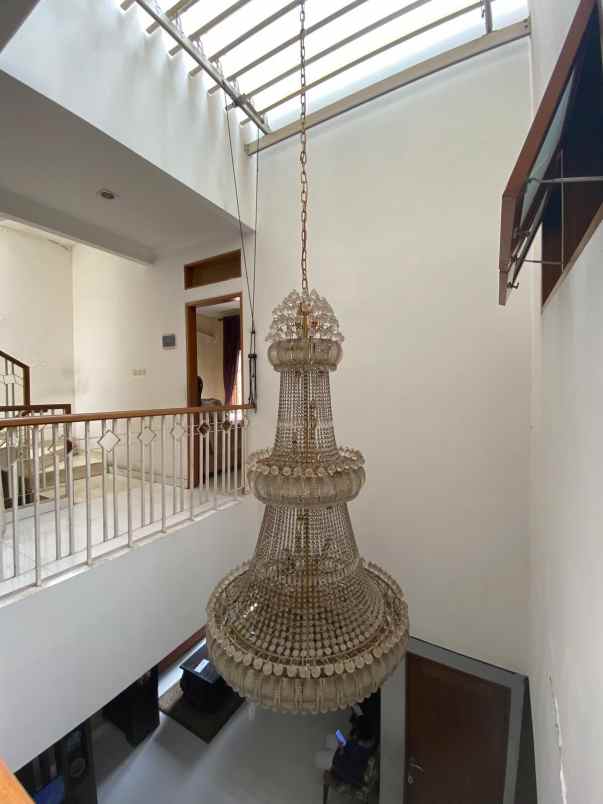 dijual rumah salihara