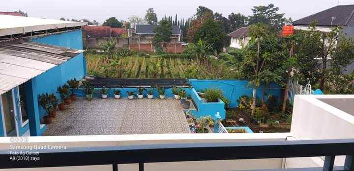 dijual rumah sariwangi