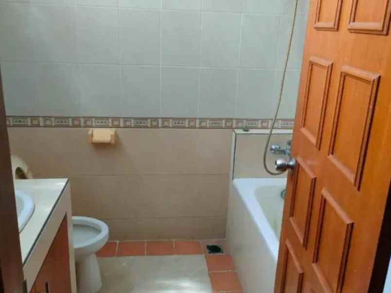 dijual rumah scbd senayan