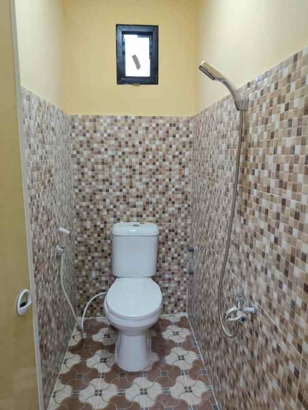 dijual rumah sememi jaya utara kec
