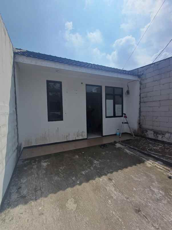 dijual rumah senopati estate cikande