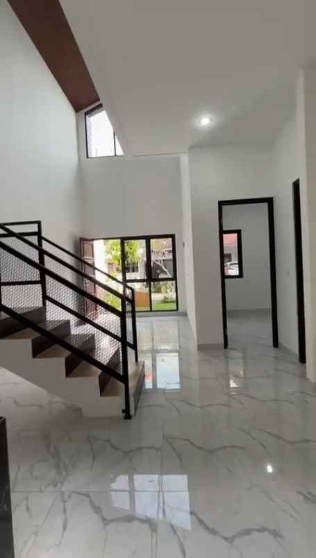 dijual rumah sentul city cluster udayana