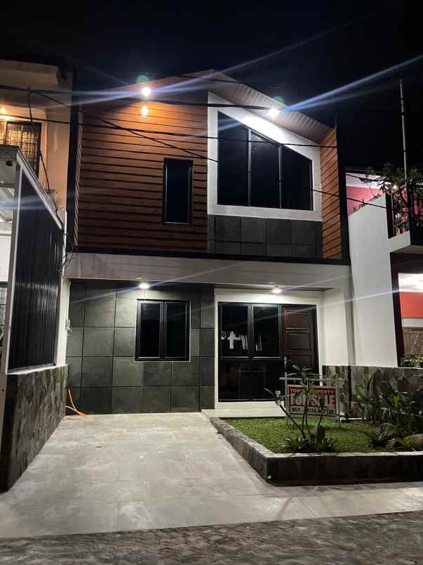 dijual rumah sentul city cluster udayana