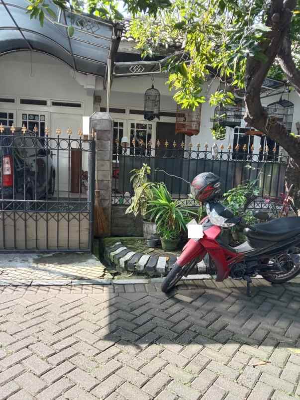 dijual rumah siap huni rungkut mapan merr upn rev a424
