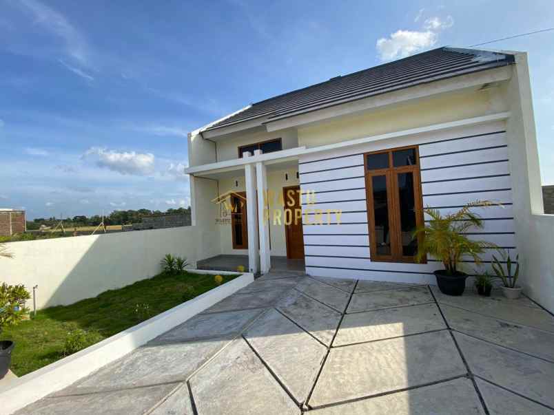 dijual rumah sidoluhur godean sleman