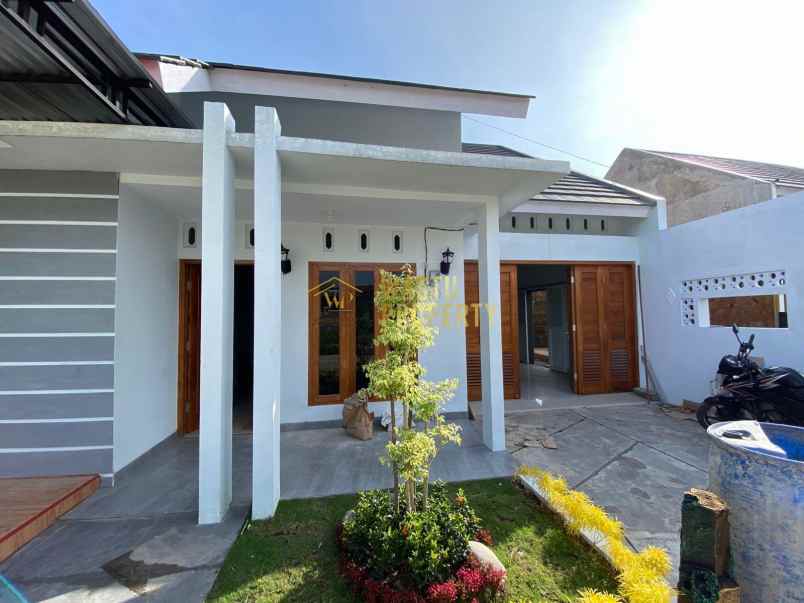 dijual rumah sidoluhur godean sleman