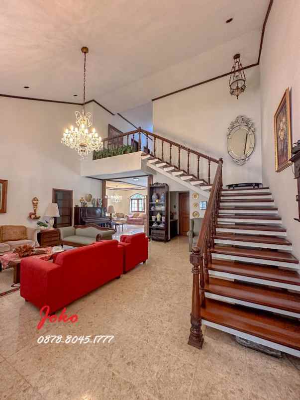 dijual rumah simprug garden