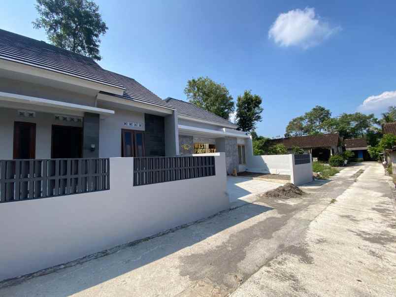 dijual rumah sindumartani kec ngemplak