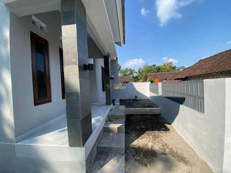 dijual rumah sindumartani kec ngemplak