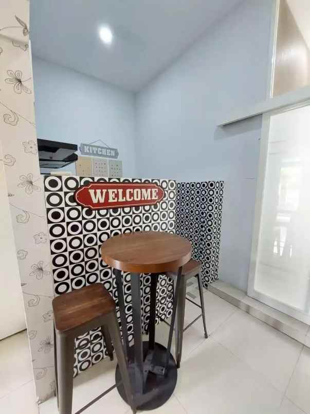 dijual rumah strategis di perum pandanwangi