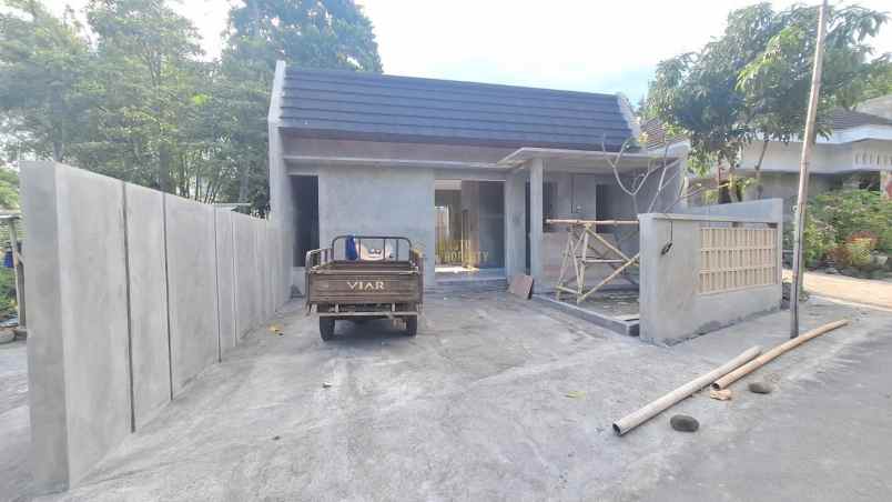 dijual rumah sukoharjo