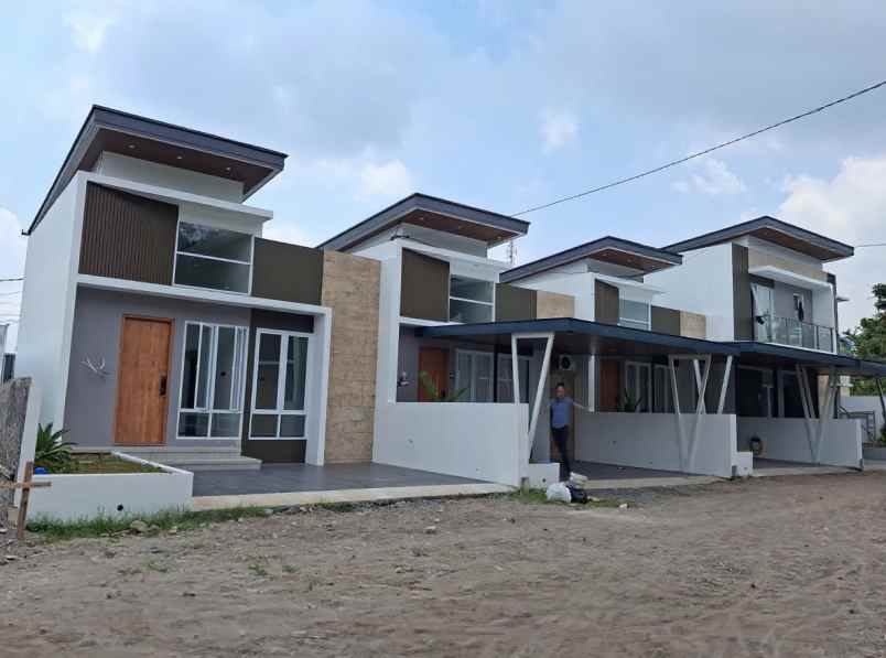 dijual rumah sukoharjo josari ngaglik
