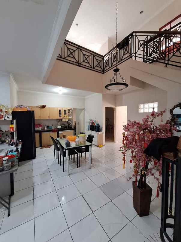 dijual rumah sunter mas