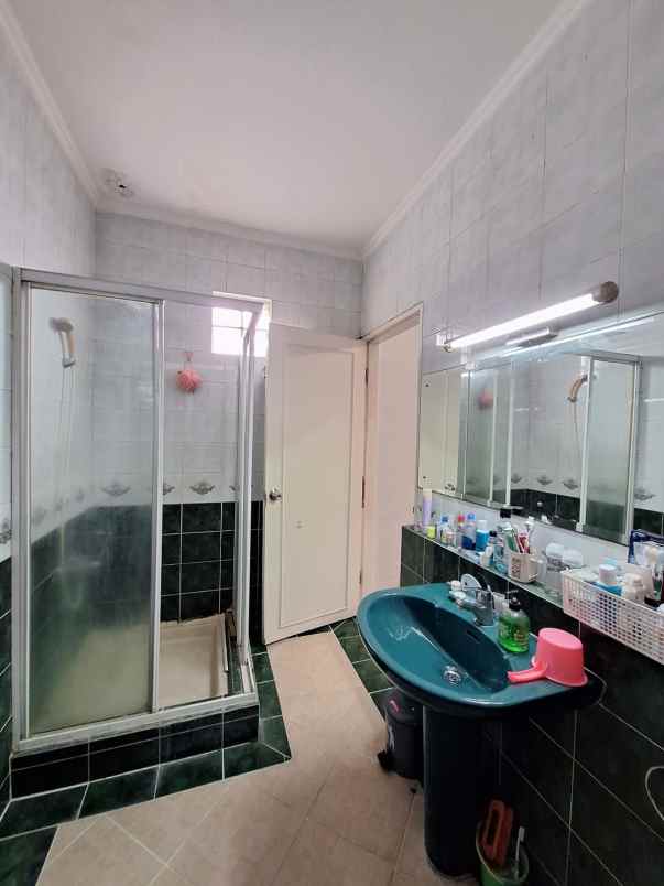 dijual rumah sunter mas