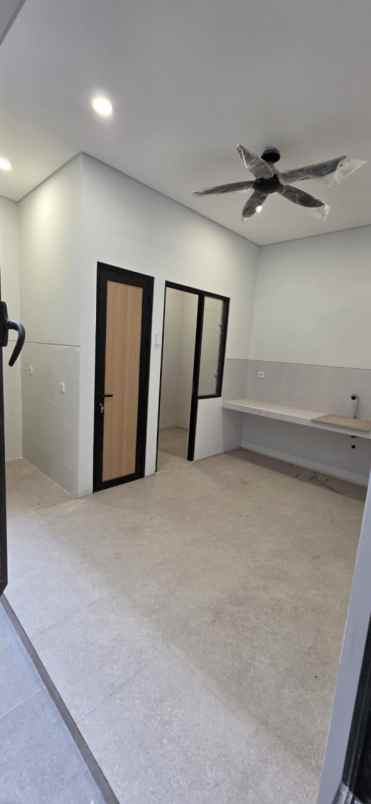 dijual rumah sutorejo prima indah