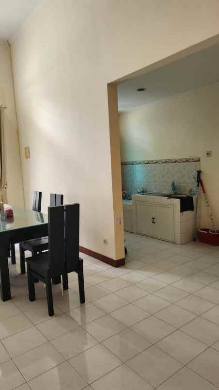 dijual rumah taman puspa raya blok b citraland utama