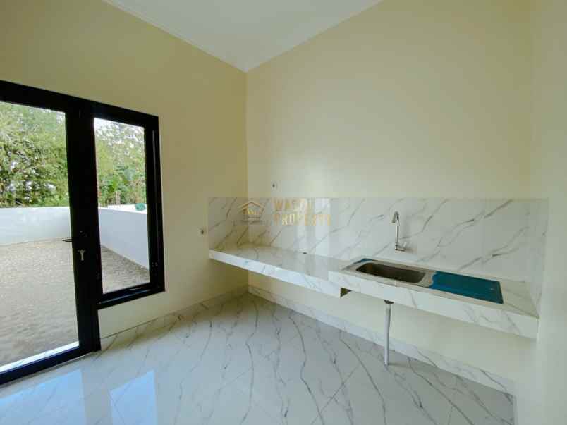 dijual rumah tamanmartani