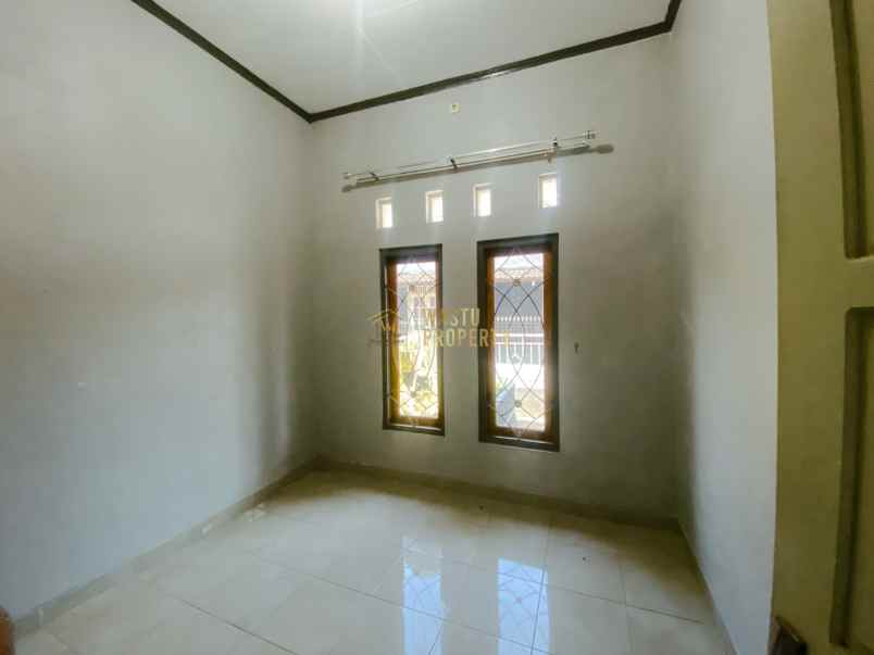 dijual rumah tamanmartani kalasan