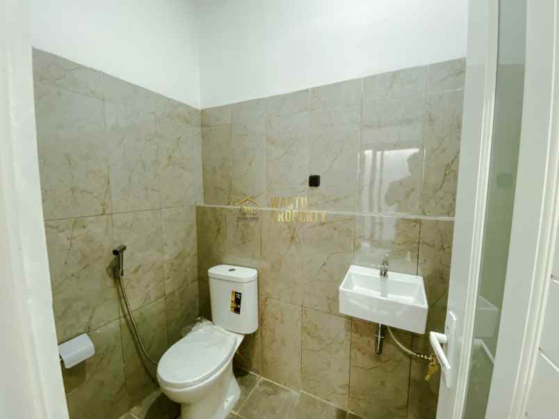 dijual rumah tamanmartani kalasan