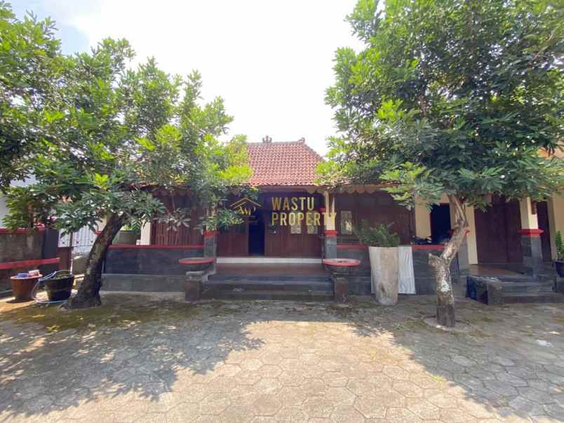 dijual rumah tamanmartani kalasan