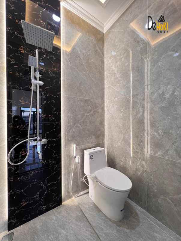 dijual rumah tanah baru kukusan kota depok