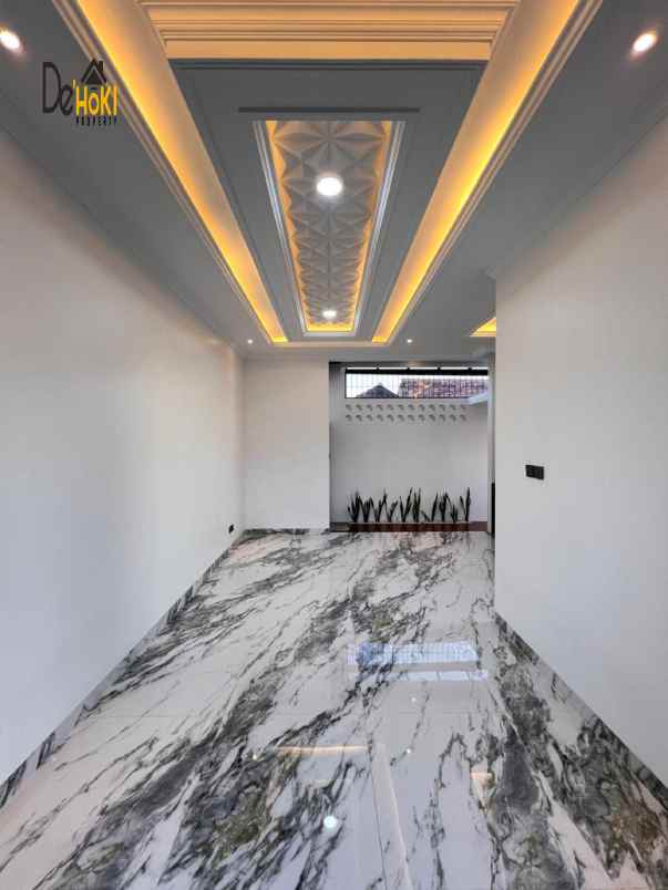 dijual rumah tanah baru kukusan kota depok