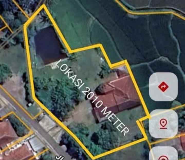 dijual rumah tanah luas pinggir jalan view sawah