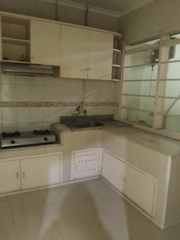 dijual rumah tanjungsari baru