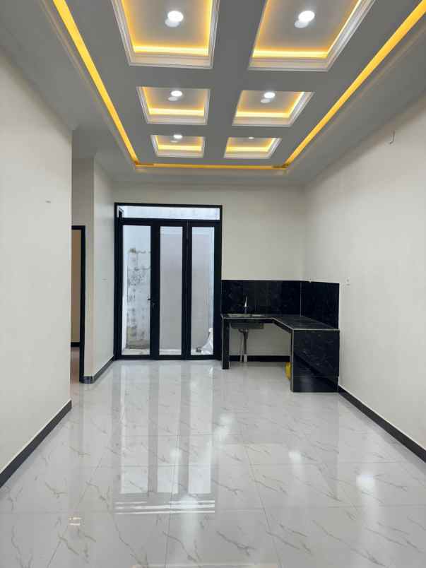 dijual rumah tapos depok