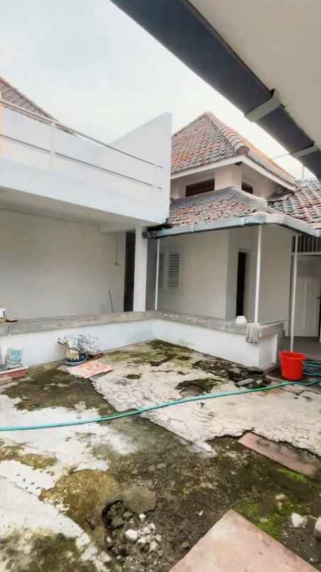 dijual rumah teratai