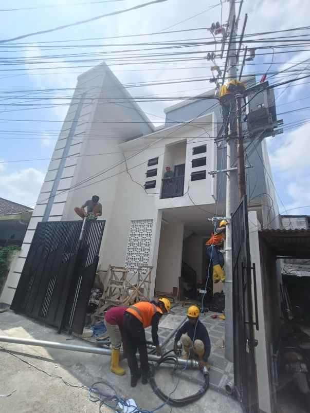 dijual rumah tlogomas dinoyo lowokwaru