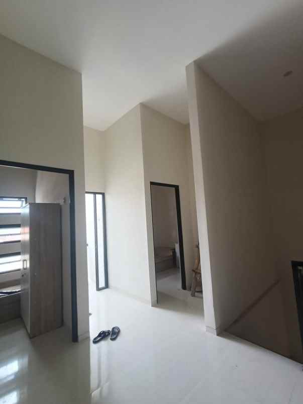 dijual rumah tlogomas dinoyo lowokwaru