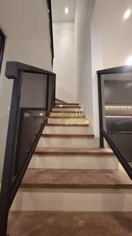 dijual rumah wedomartani kec ngemplak