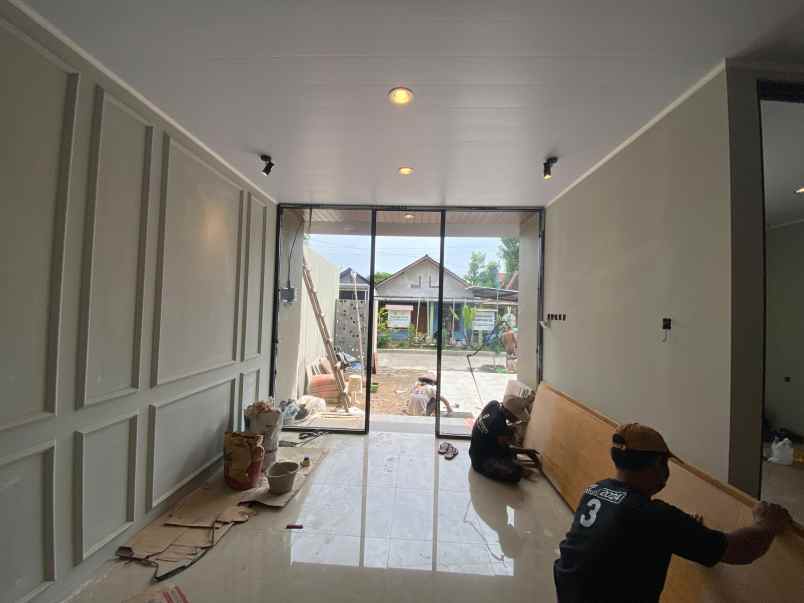 dijual rumah wedomartani ngemplak