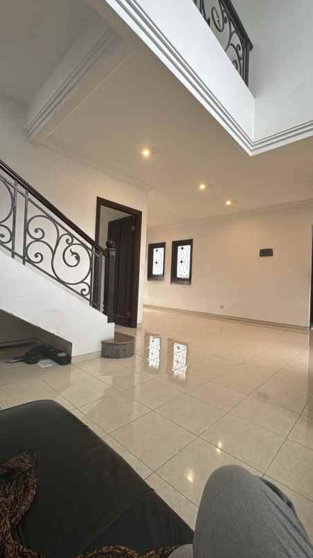 dijual rumah wisata bukit mas