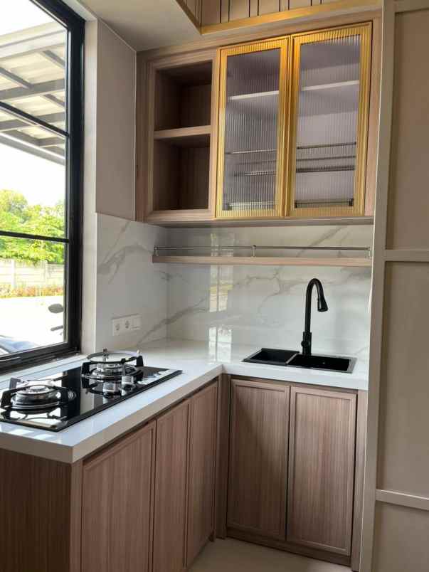 dijual rumah wisata bukit mas