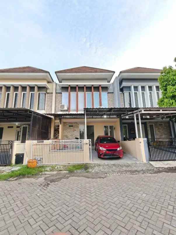 dijual rumah wisata semanggi