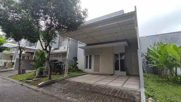 dijual rumah woodland citraland