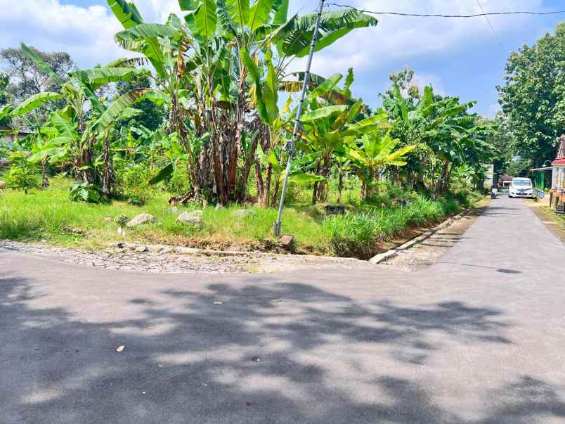 dijual tanah datar 1300m kerjo karanganyar utara