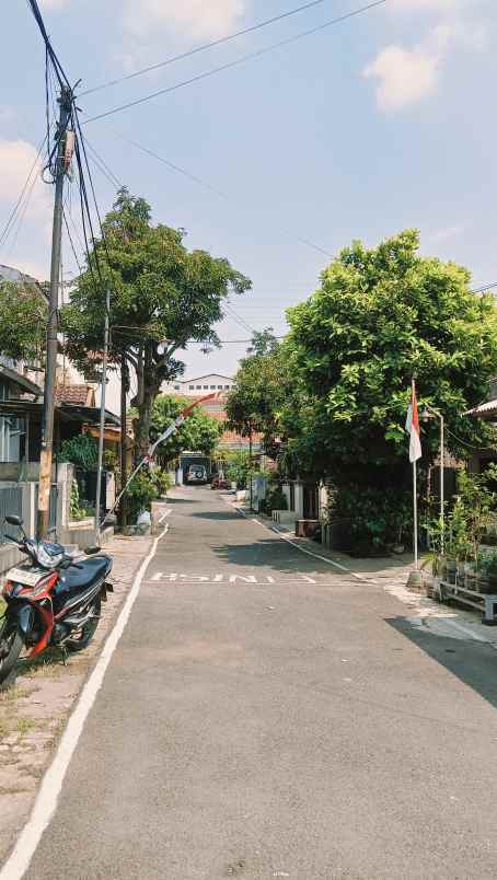dijual tanah jalan srikaton
