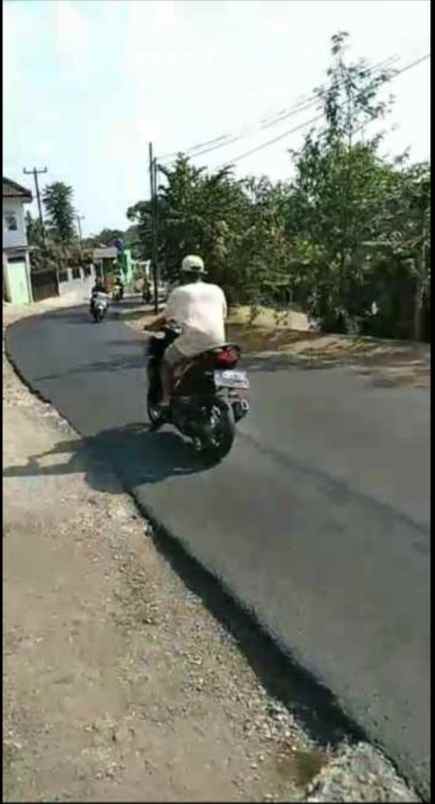 dijual tanah jl raya rancakalong