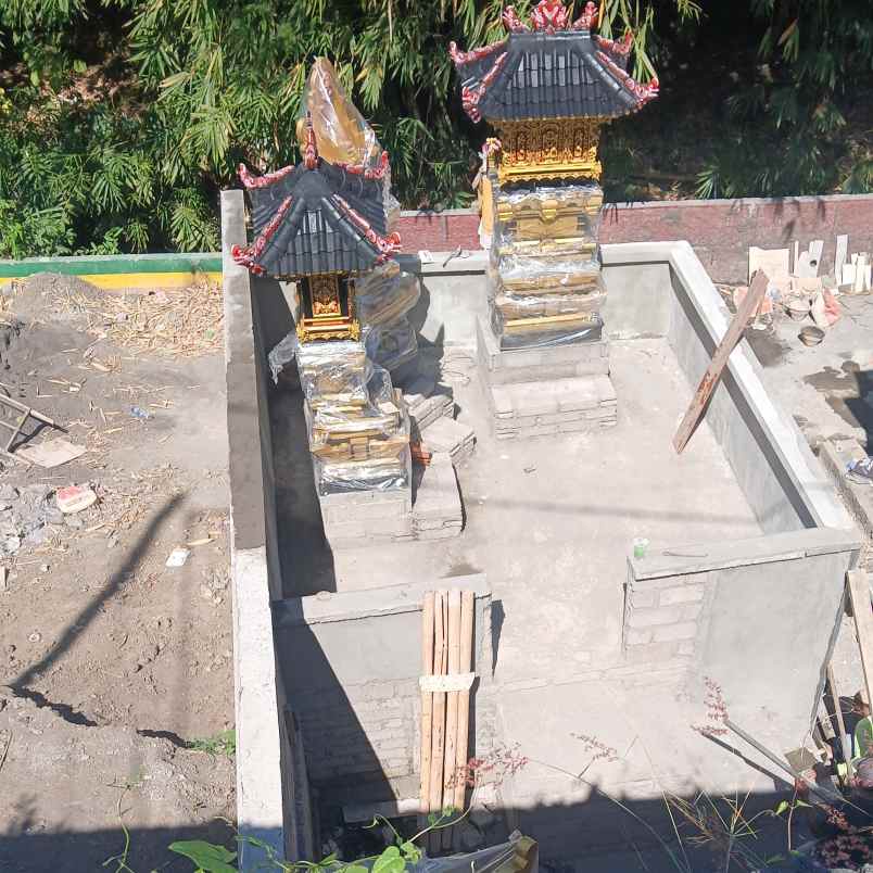 dijual tanah jl suradipa i