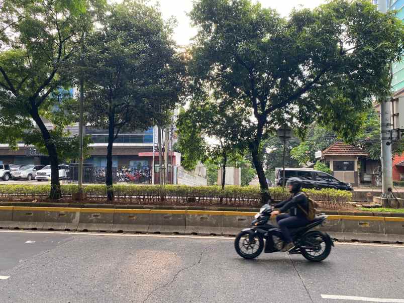 dijual tanah komersil bisnis jakarta selatan