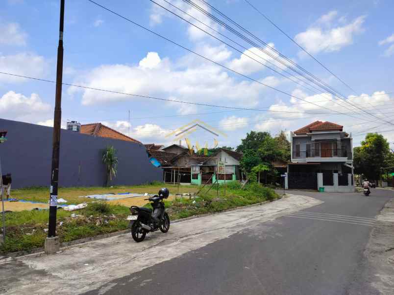 dijual tanah maguwoharjo