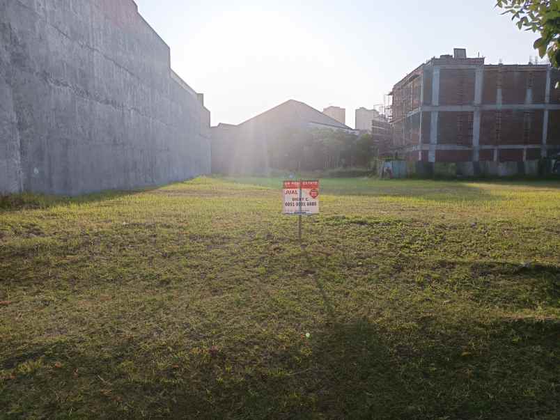 dijual tanah pakuwon city