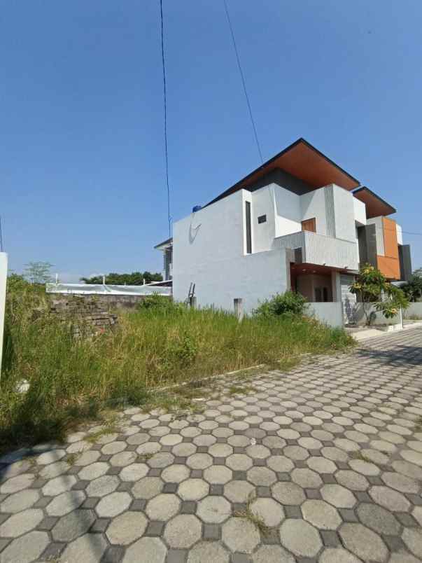 dijual tanah purwomartani